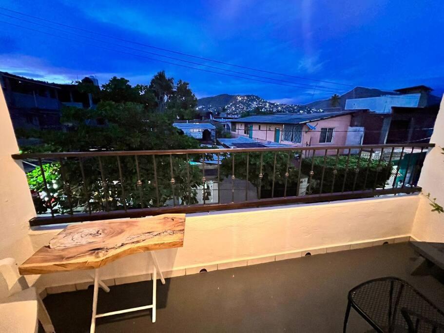 Lovely Studio Apartment With Balcony Ac & Wi-Fi, Minutes From Downtown! Zihuatanejo Exterior photo